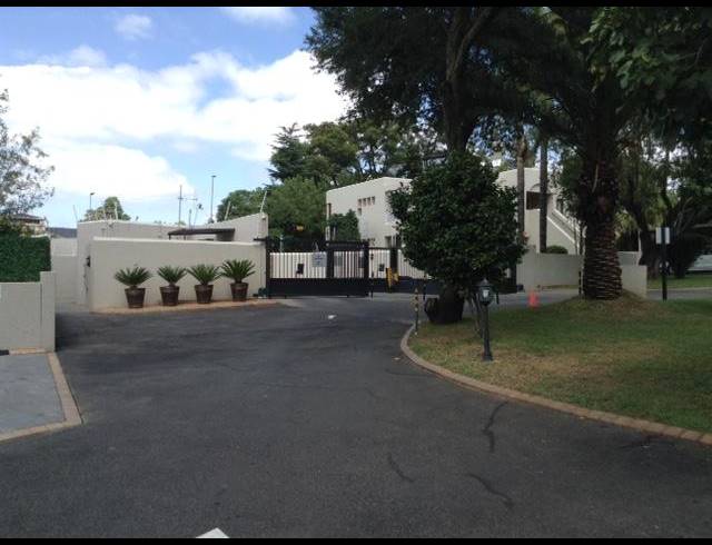 2 BEDROOM PROPERTY TO RENT IN SANDTON CBD